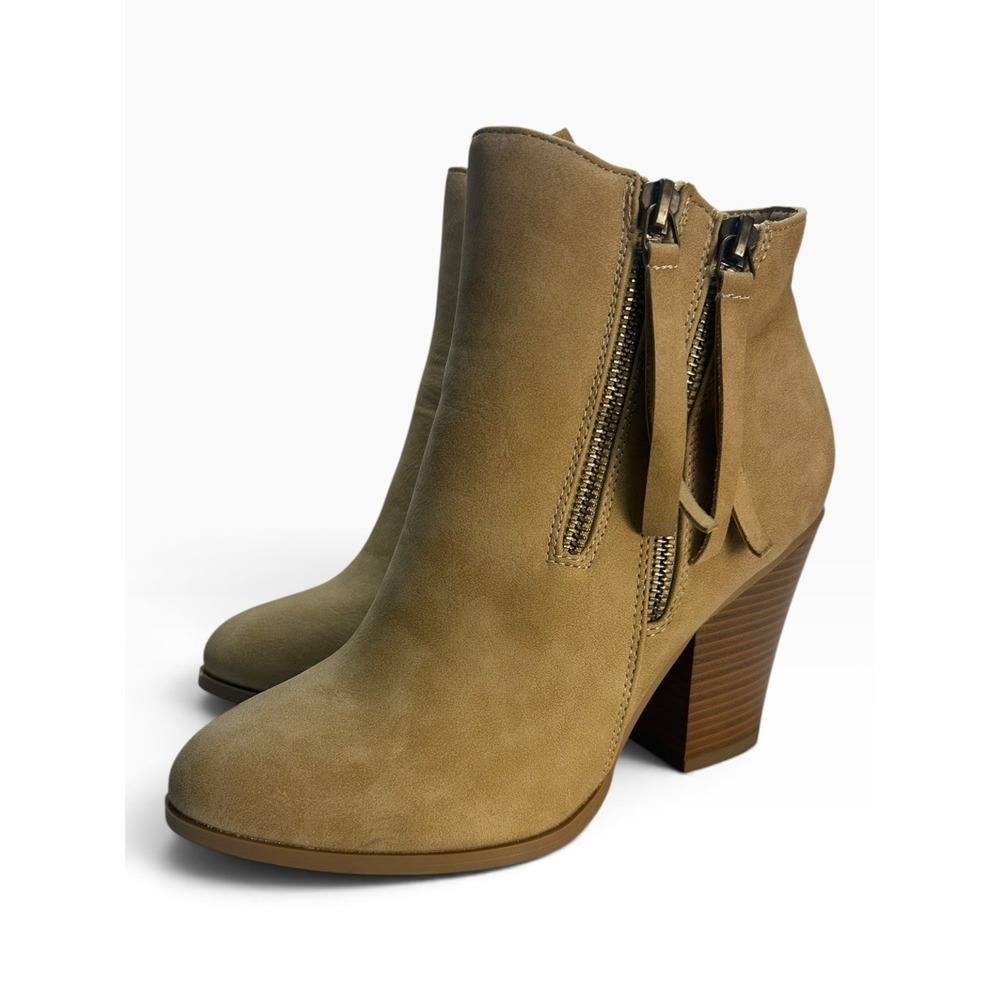 Journee Collection Vally Ankle Bootie Women 7 Tan Faux Suede Block Heel Zip NEW